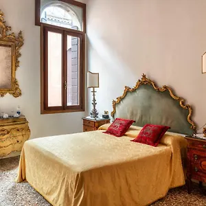 Luxury Venetian 2* Veneza